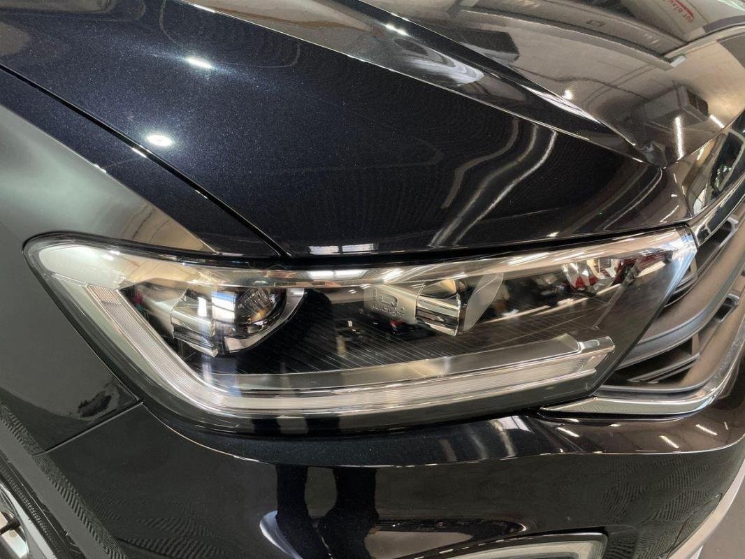 Volkswagen T-Roc - Photo 26