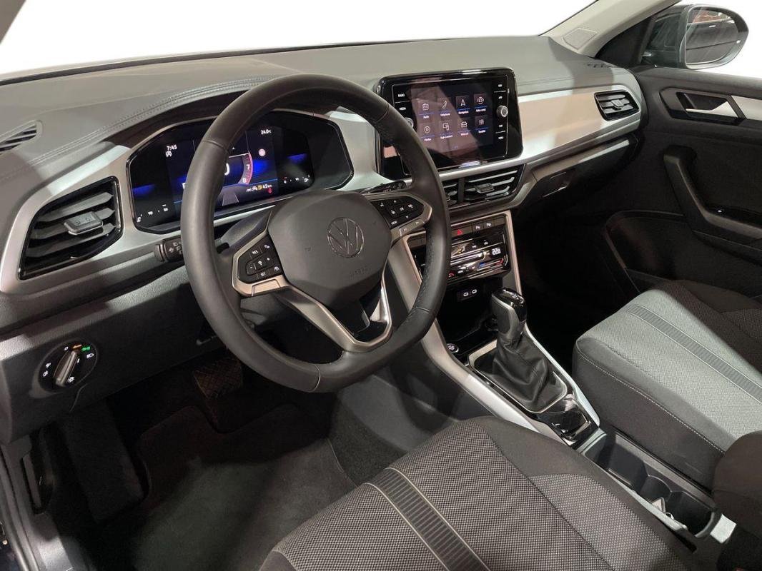 Volkswagen T-Roc - Photo 9