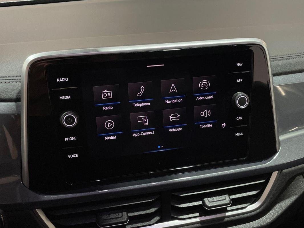 Volkswagen T-Roc - Photo 16