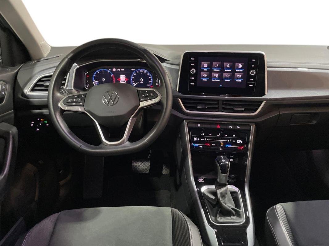 Volkswagen T-Roc - Photo 24
