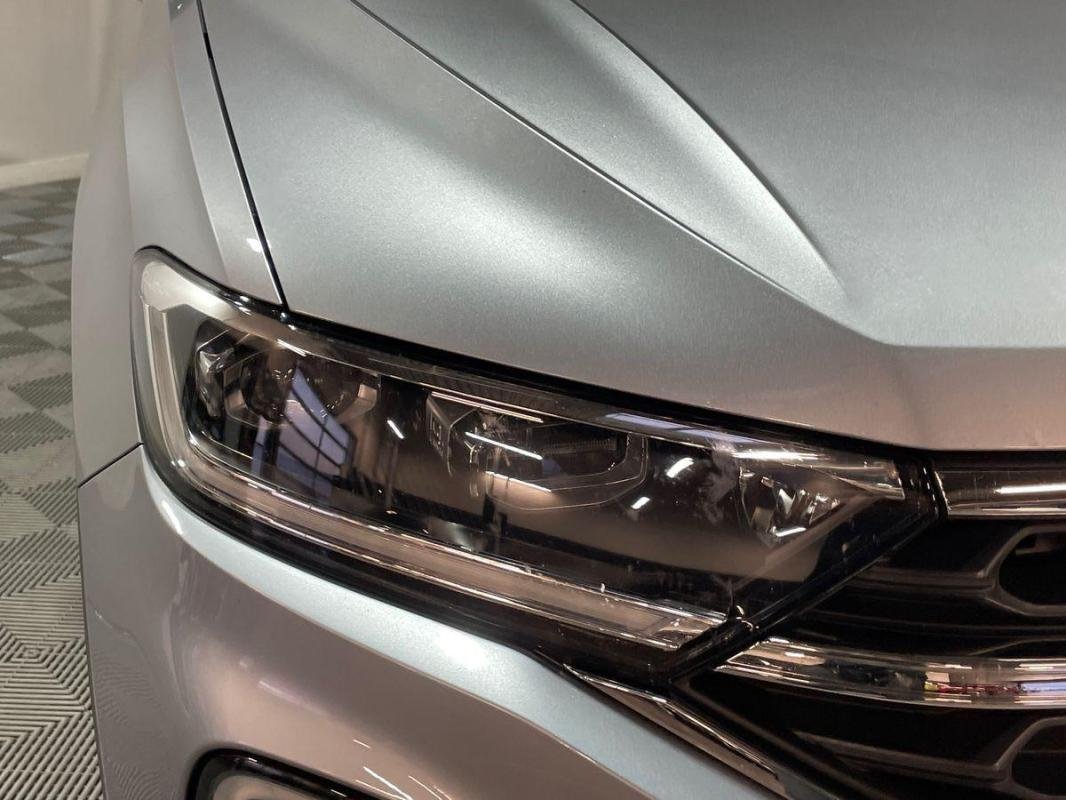Volkswagen T-Roc - Photo 25