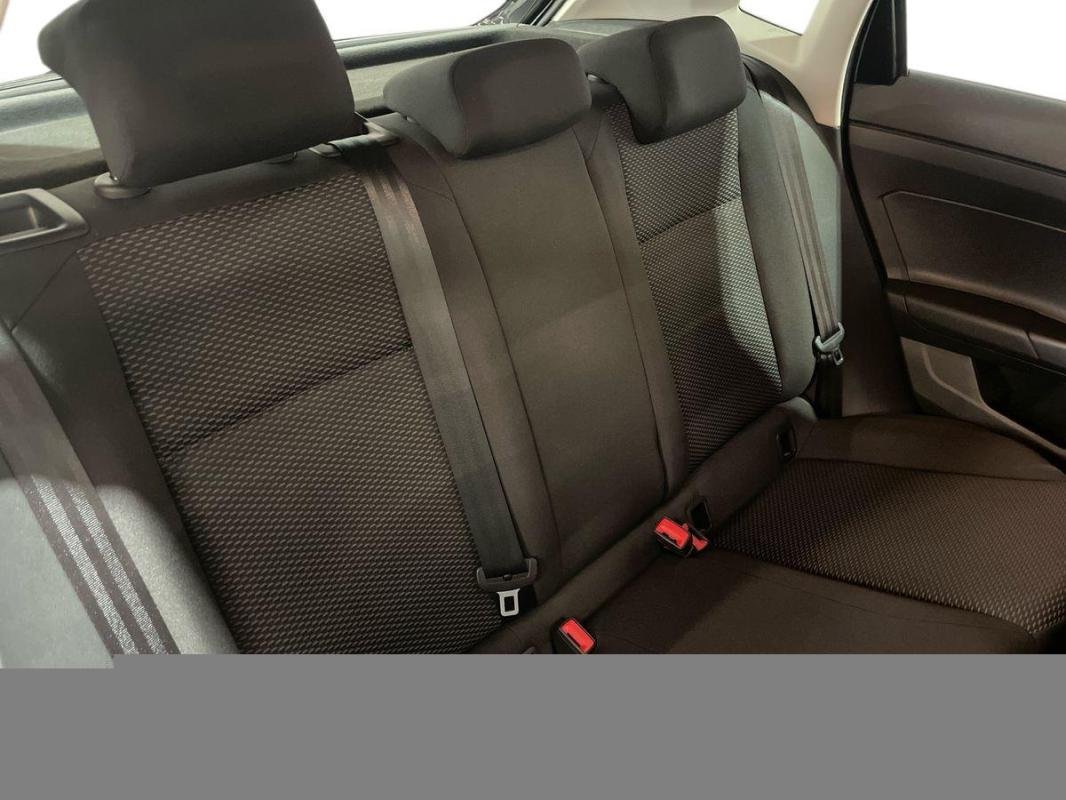 Volkswagen Polo - Photo 18