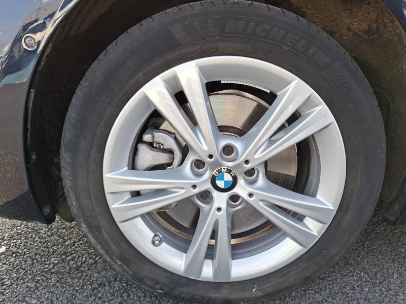 BMW Serie 2 - Photo 8