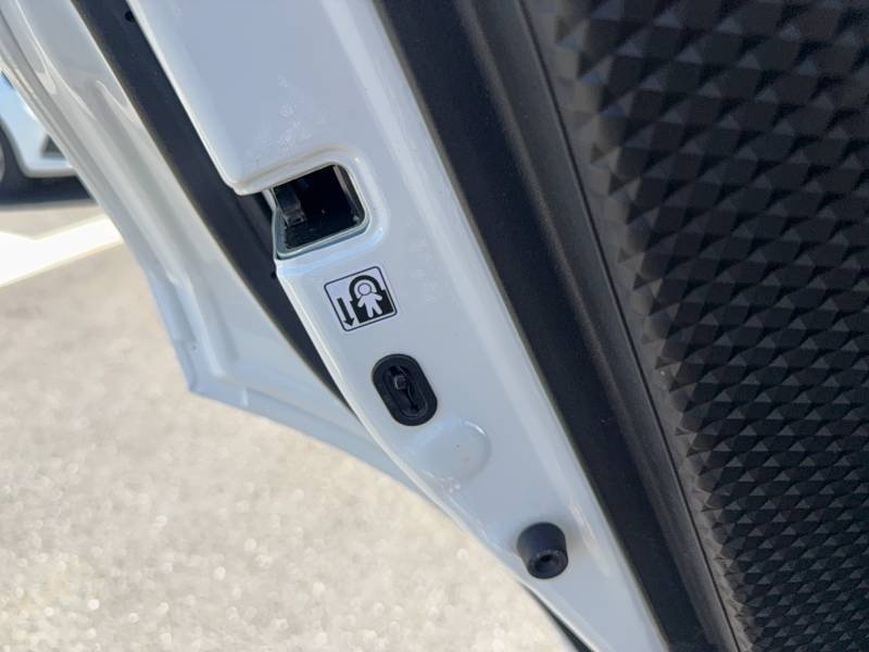 Toyota C-HR - Photo 21