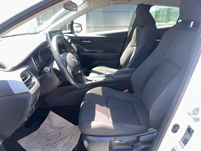 Toyota C-HR - Photo 10