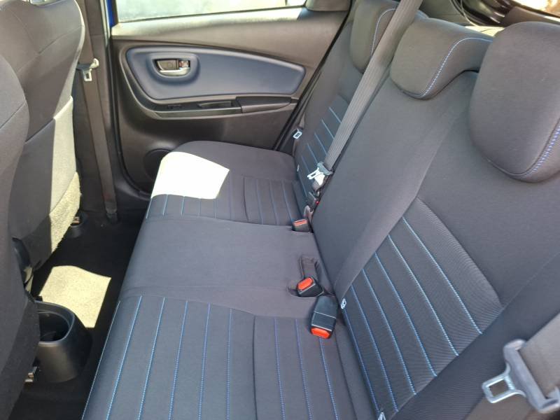 Toyota Yaris - Photo 13