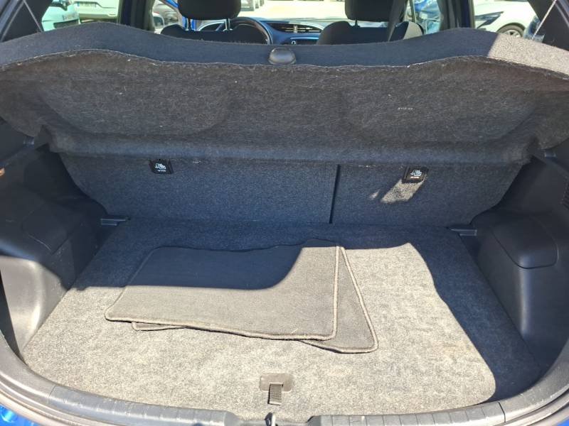 Toyota Yaris - Photo 14