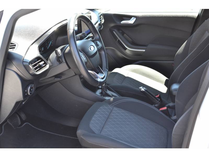 Ford Fiesta - Photo 12