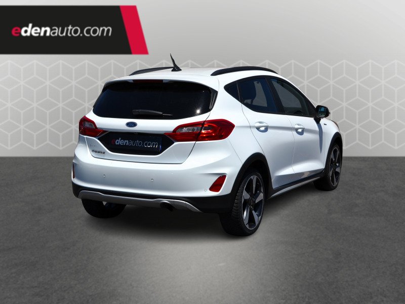 Ford Fiesta - Photo 5