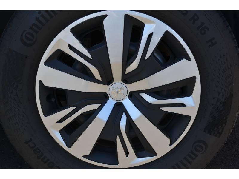 Peugeot 2008 - Photo 10