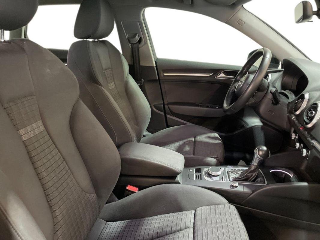 Audi A3 sportback - Photo 13