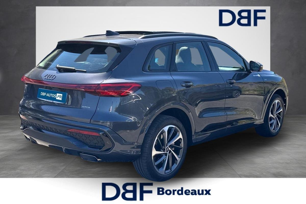 Audi Q5 - Photo 2