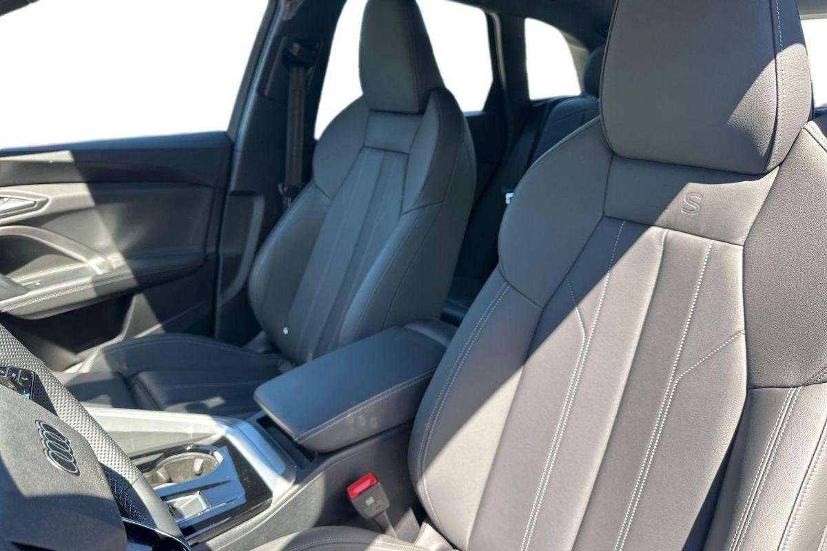Audi Q5 - Photo 22