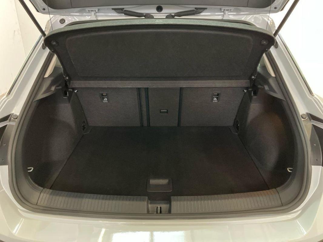Volkswagen T-Roc - Photo 31