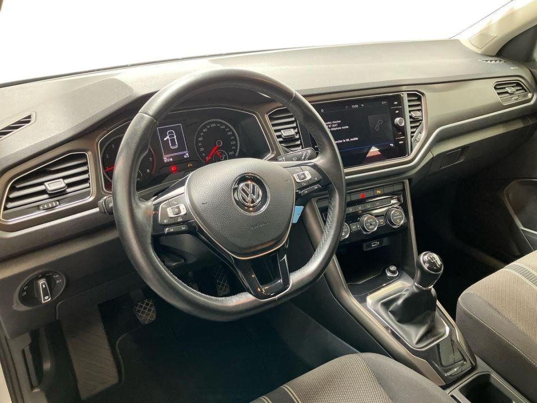 Volkswagen T-Roc - Photo 9