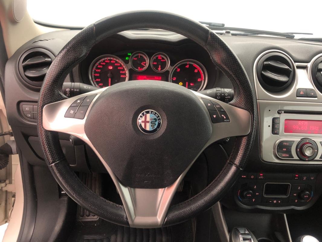Alfa Romeo MiTo - Photo 11