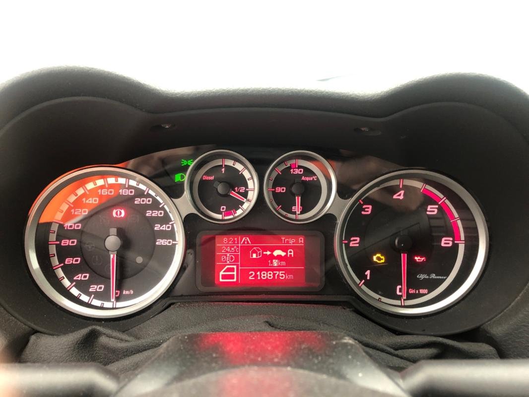 Alfa Romeo MiTo - Photo 12