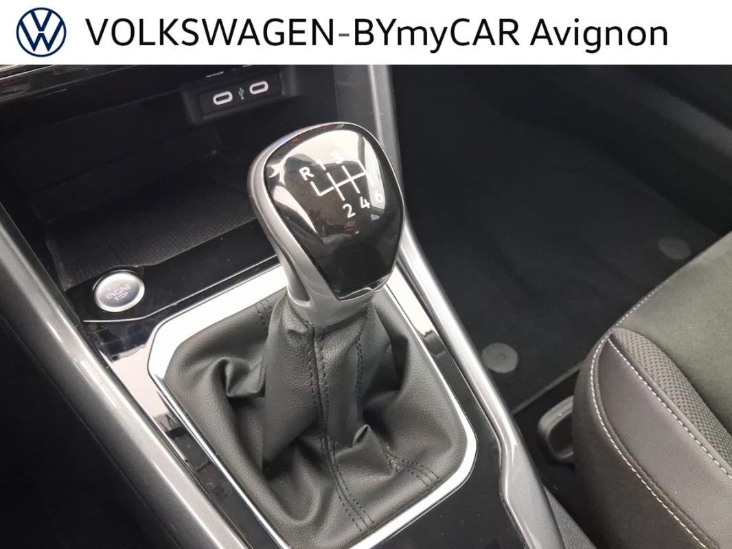 Volkswagen T-Roc - Photo 15