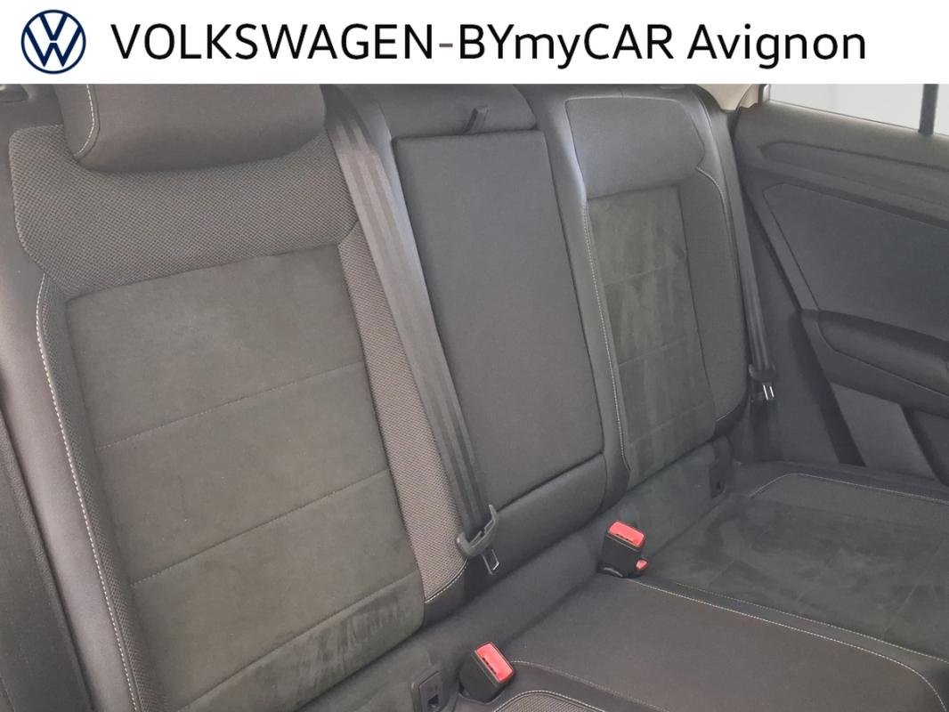 Volkswagen T-Roc - Photo 26