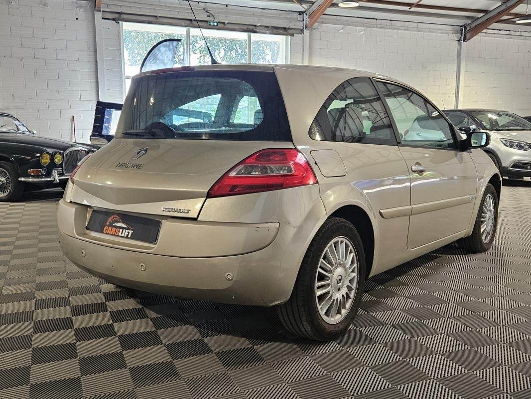 Renault Mégane Coupé - Photo 5