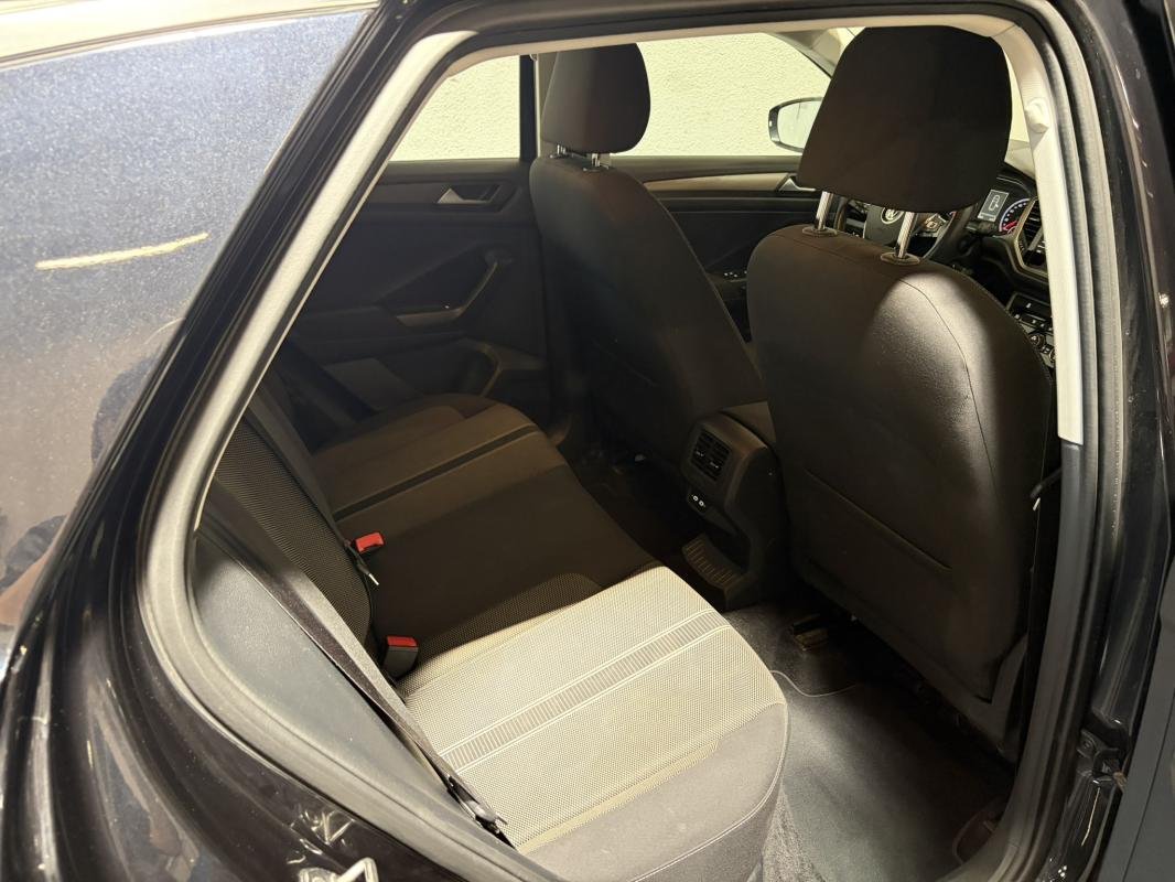 Volkswagen T-Roc - Photo 34