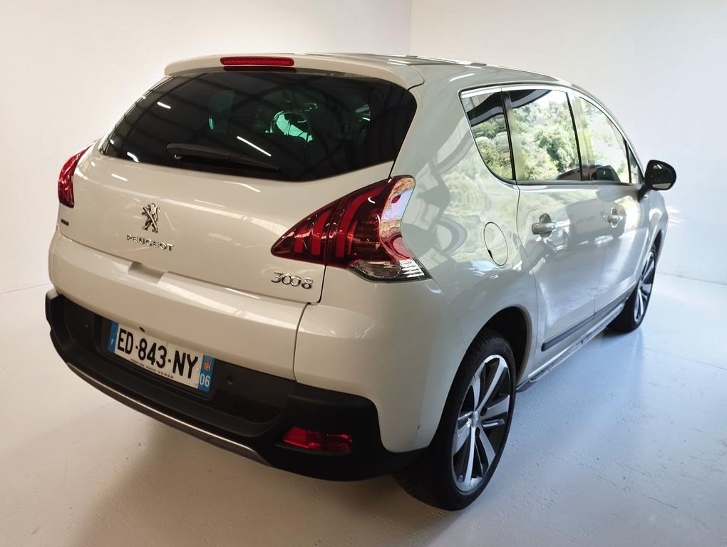 Peugeot 3008 - Photo 2