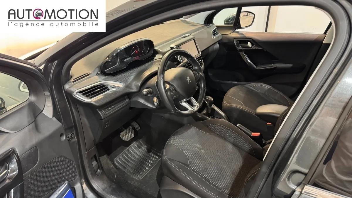 Peugeot 208 - Photo 20