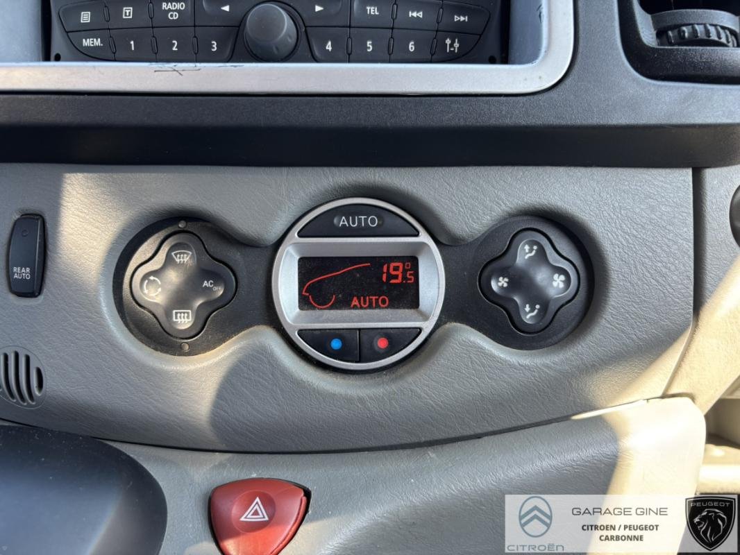 Renault Trafic - Photo 11