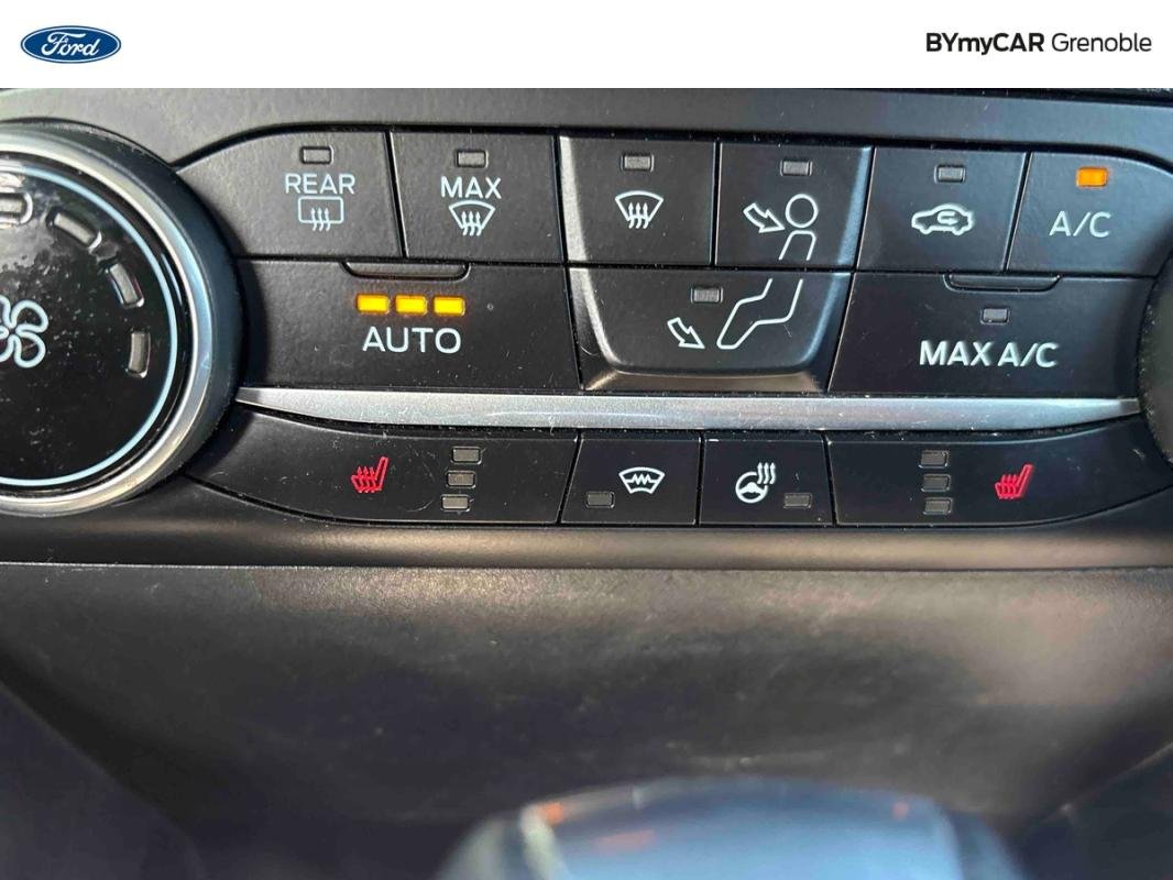Ford Fiesta - Photo 19