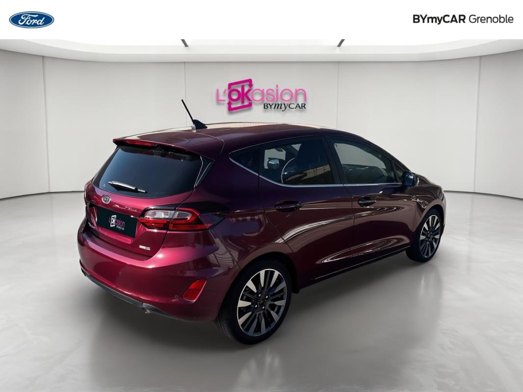 Ford Fiesta - Photo 5