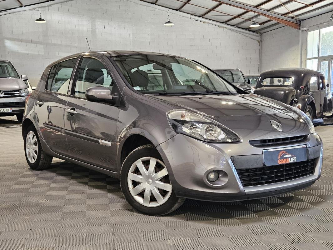 Renault Clio - Photo 1