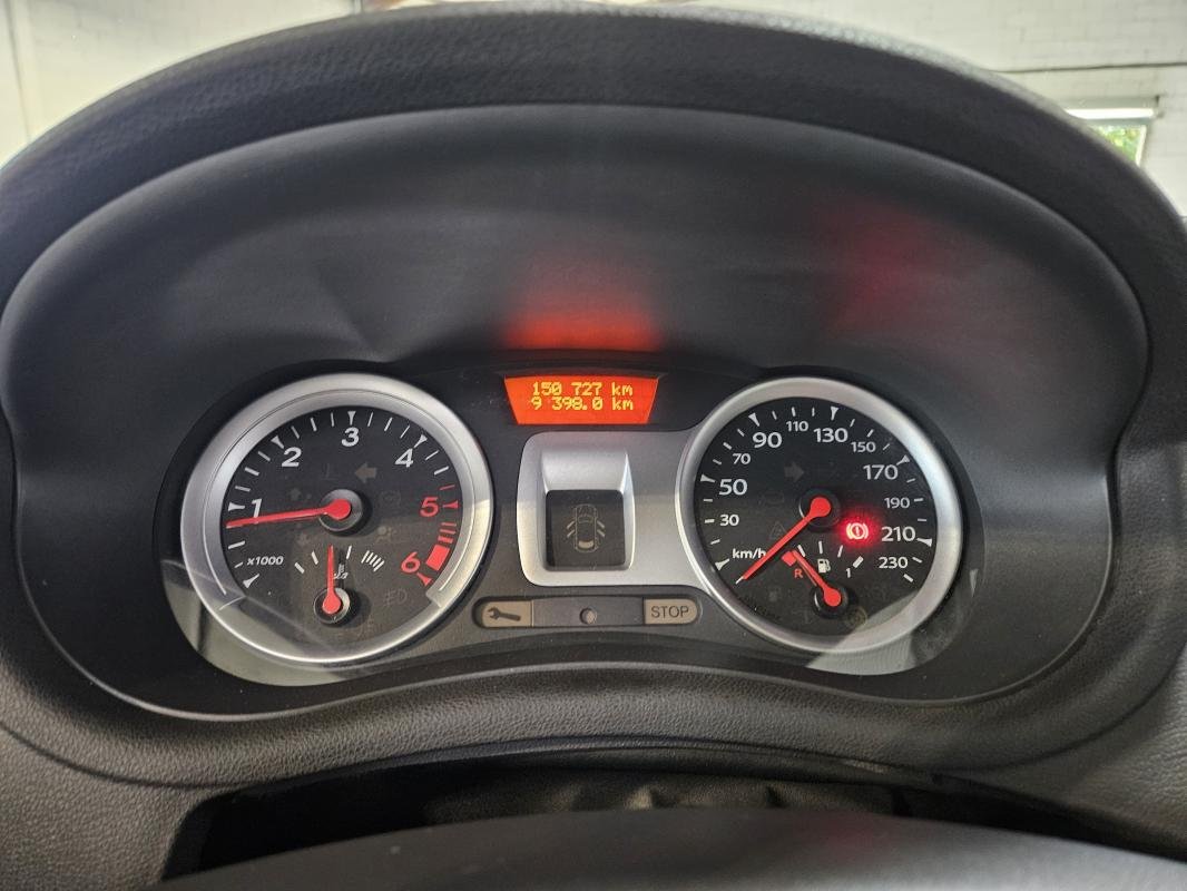 Renault Clio - Photo 18