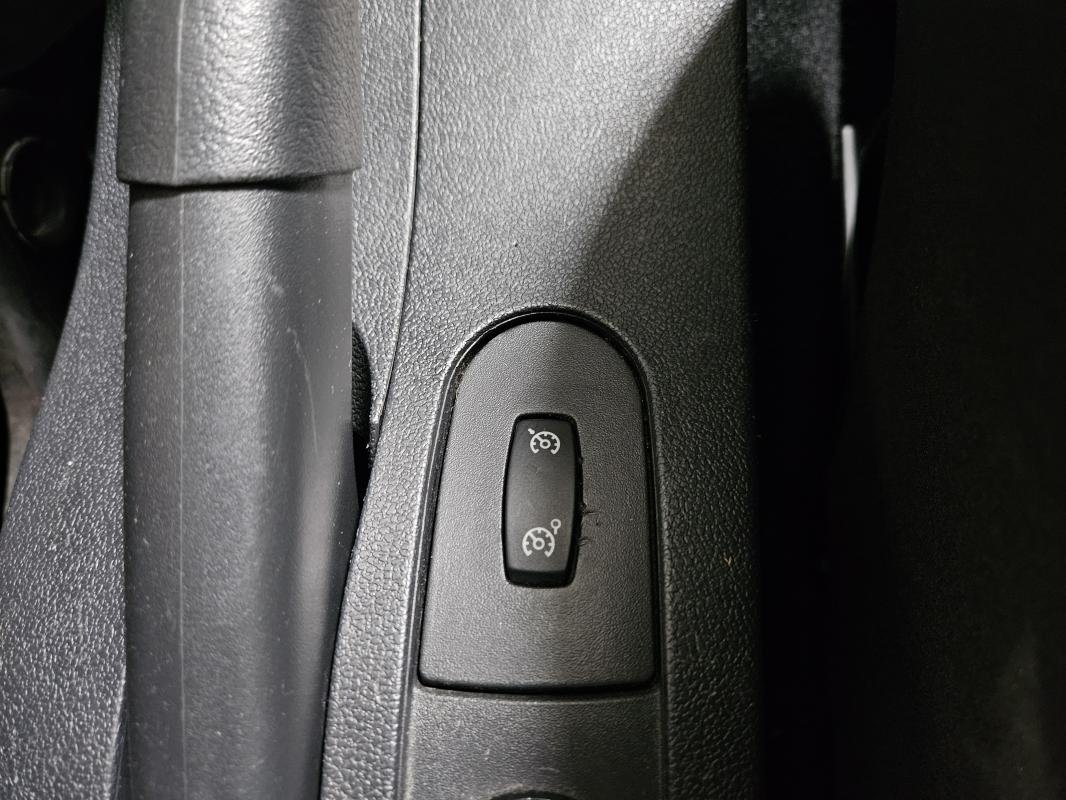 Renault Clio - Photo 24
