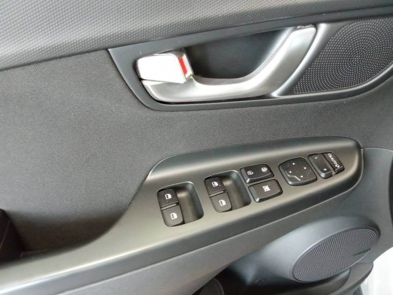 Hyundai Kona - Photo 15