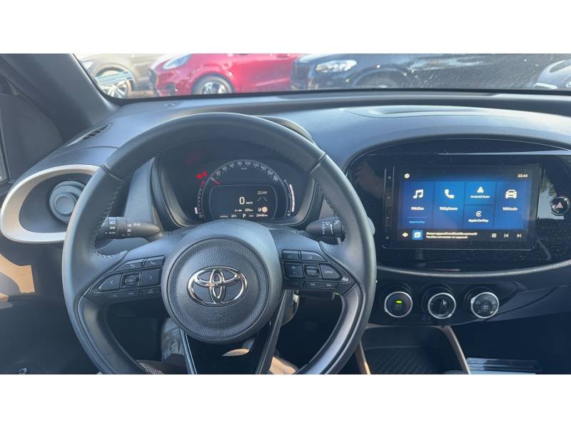 Toyota aygo x - Photo 11