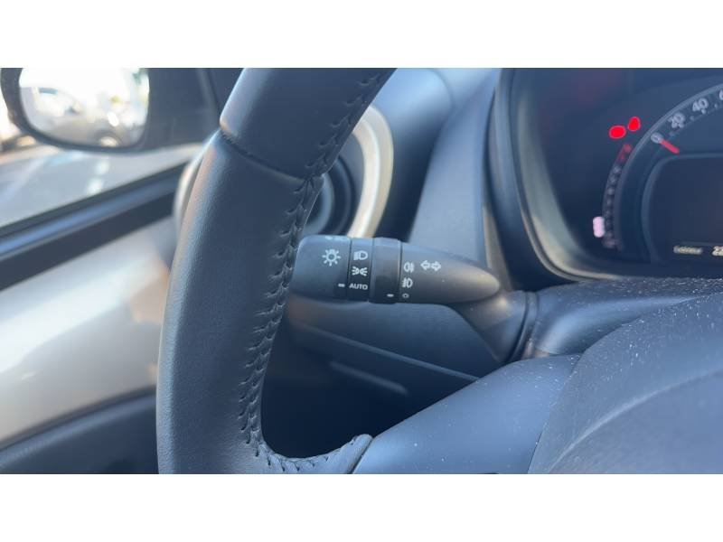 Toyota aygo x - Photo 21