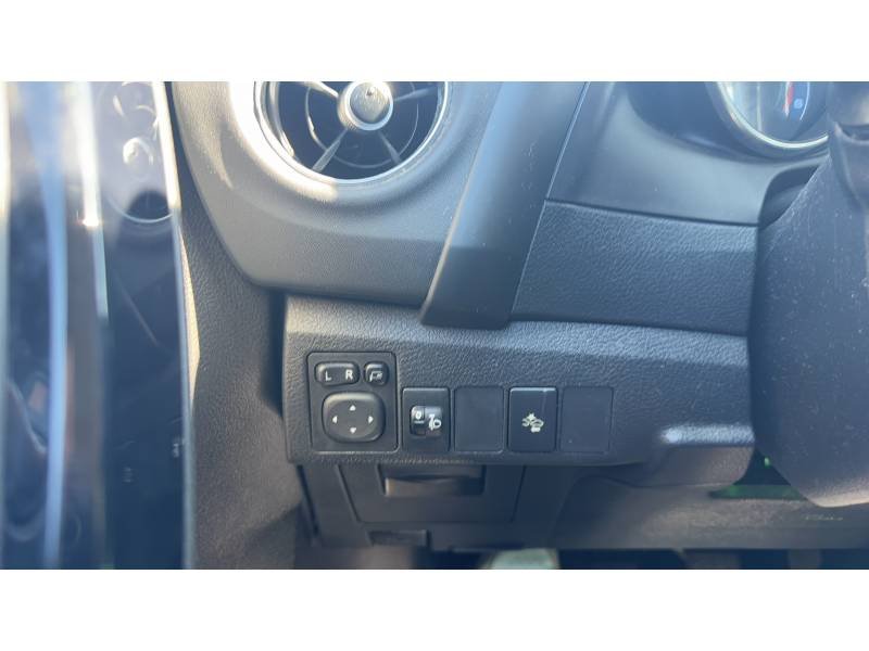 Toyota Auris - Photo 15
