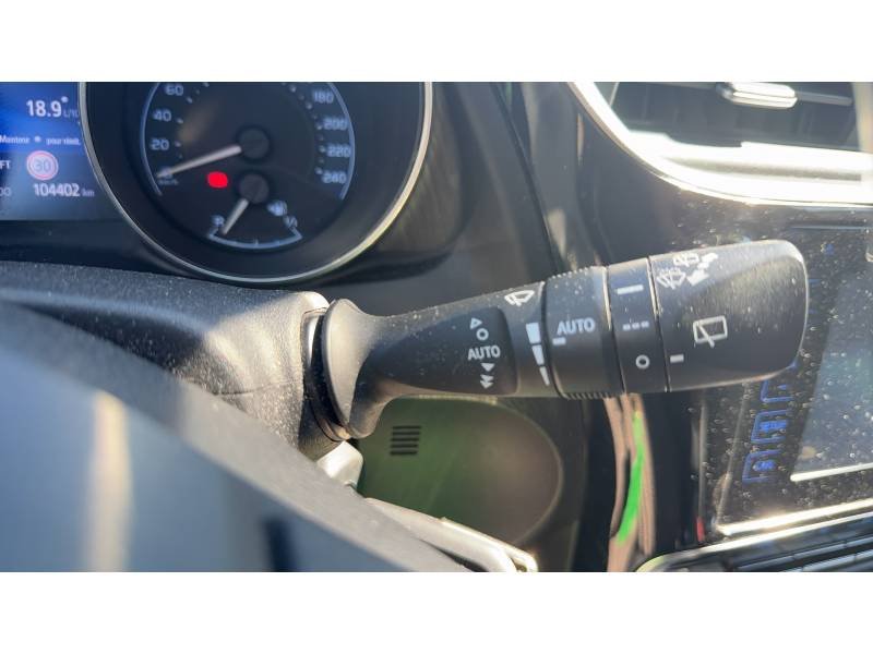 Toyota Auris - Photo 19
