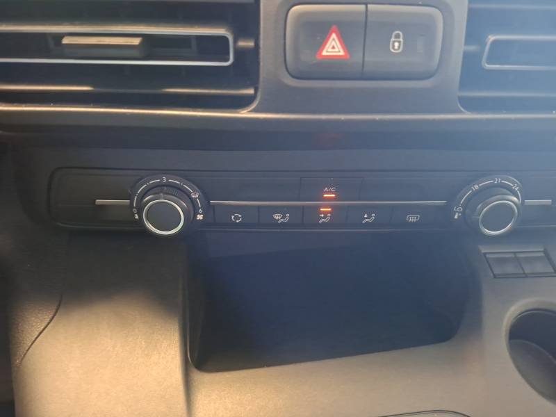 Opel Combo - Photo 25