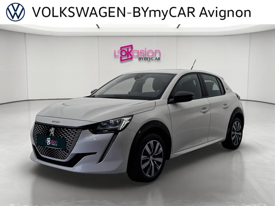 Peugeot 208 - Photo 1