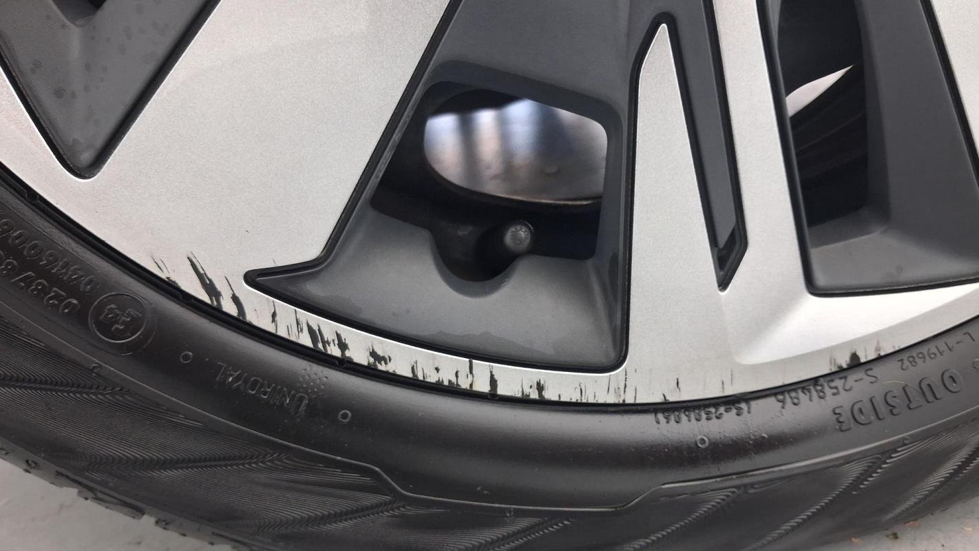 Peugeot 208 - Photo 35