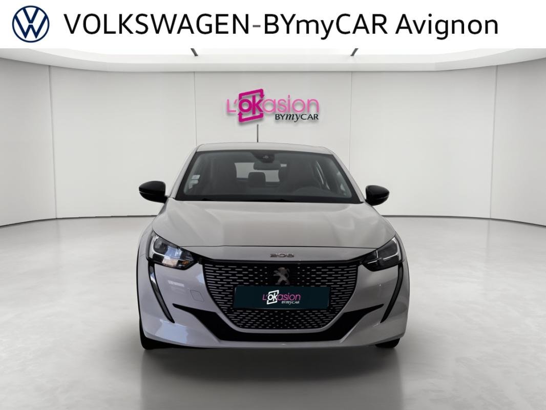 Peugeot 208 - Photo 8