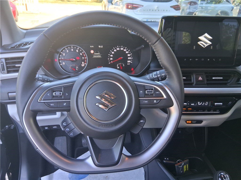 Suzuki Swift - Photo 7