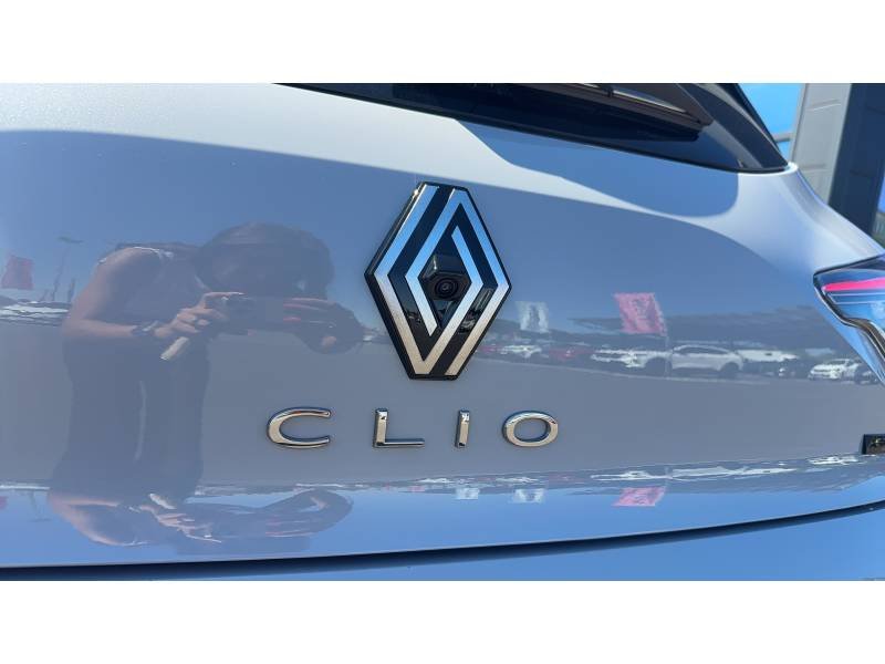 Renault Clio - Photo 17
