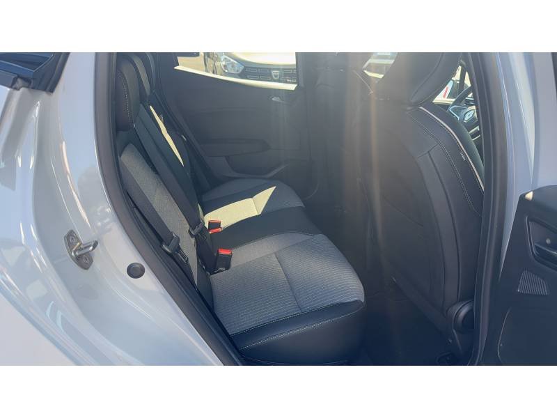 Renault Clio - Photo 21