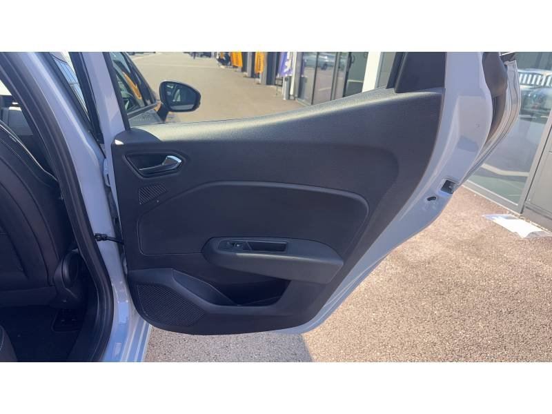 Renault Clio - Photo 23