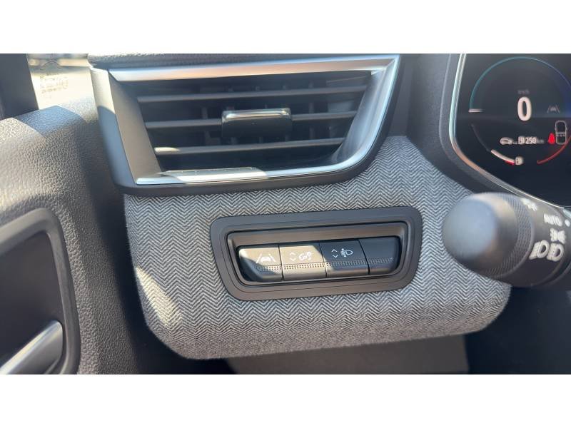 Renault Clio - Photo 28