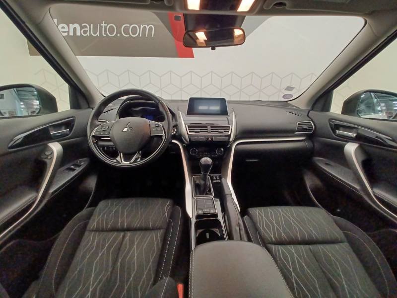 Mitsubishi Eclipse Cross - Photo 12