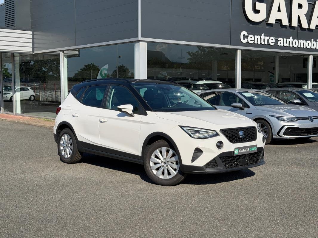 Seat Arona - Photo 1