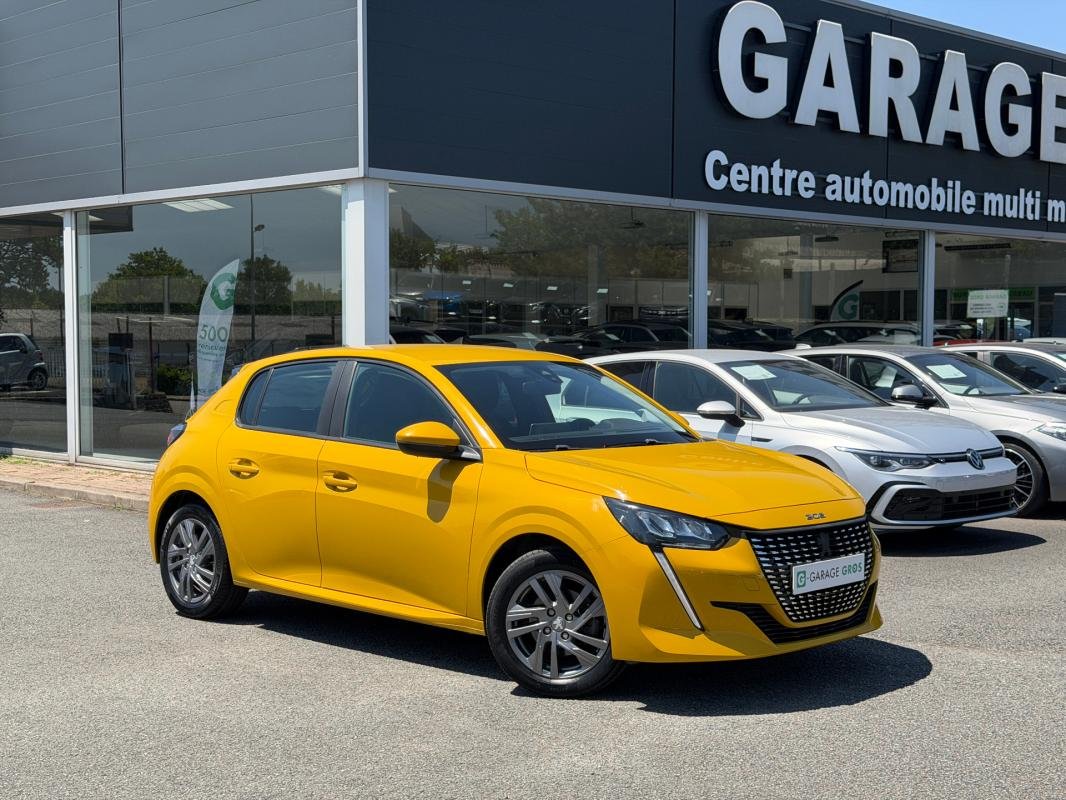 Peugeot 208 - Photo 1